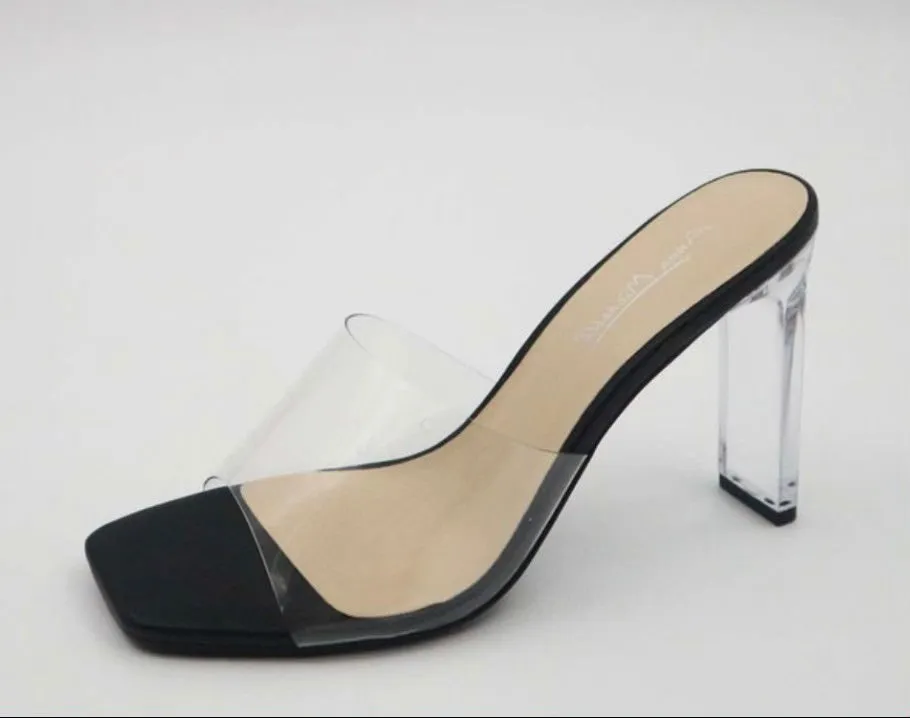 Amaya Heels