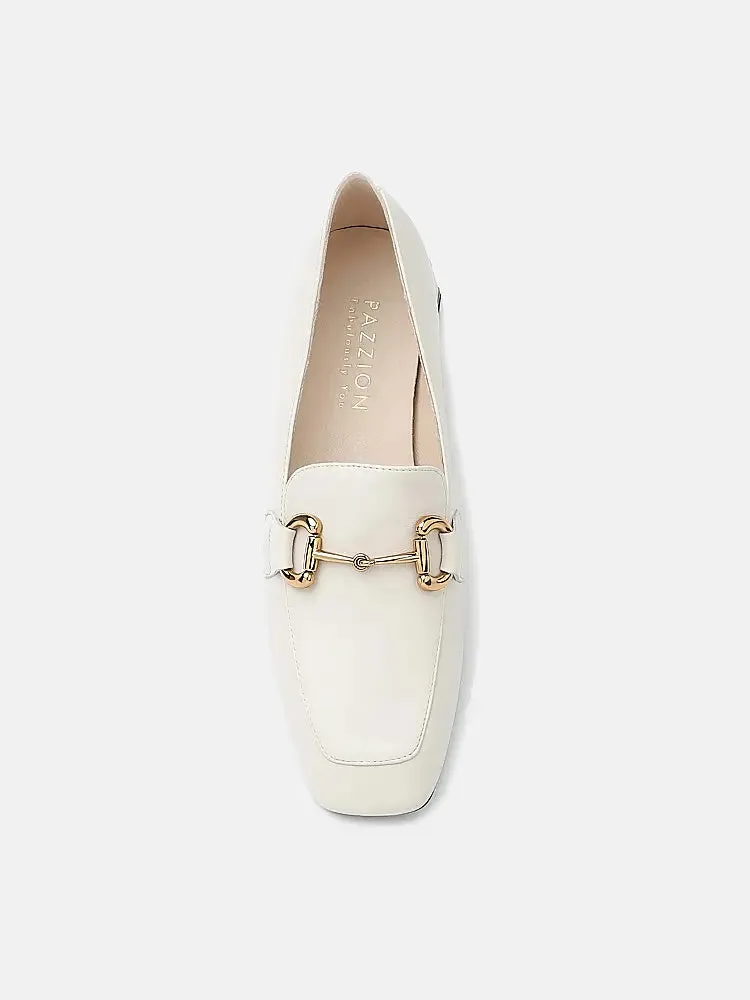 Arwen Classic Metal Buckle Leather Loafers