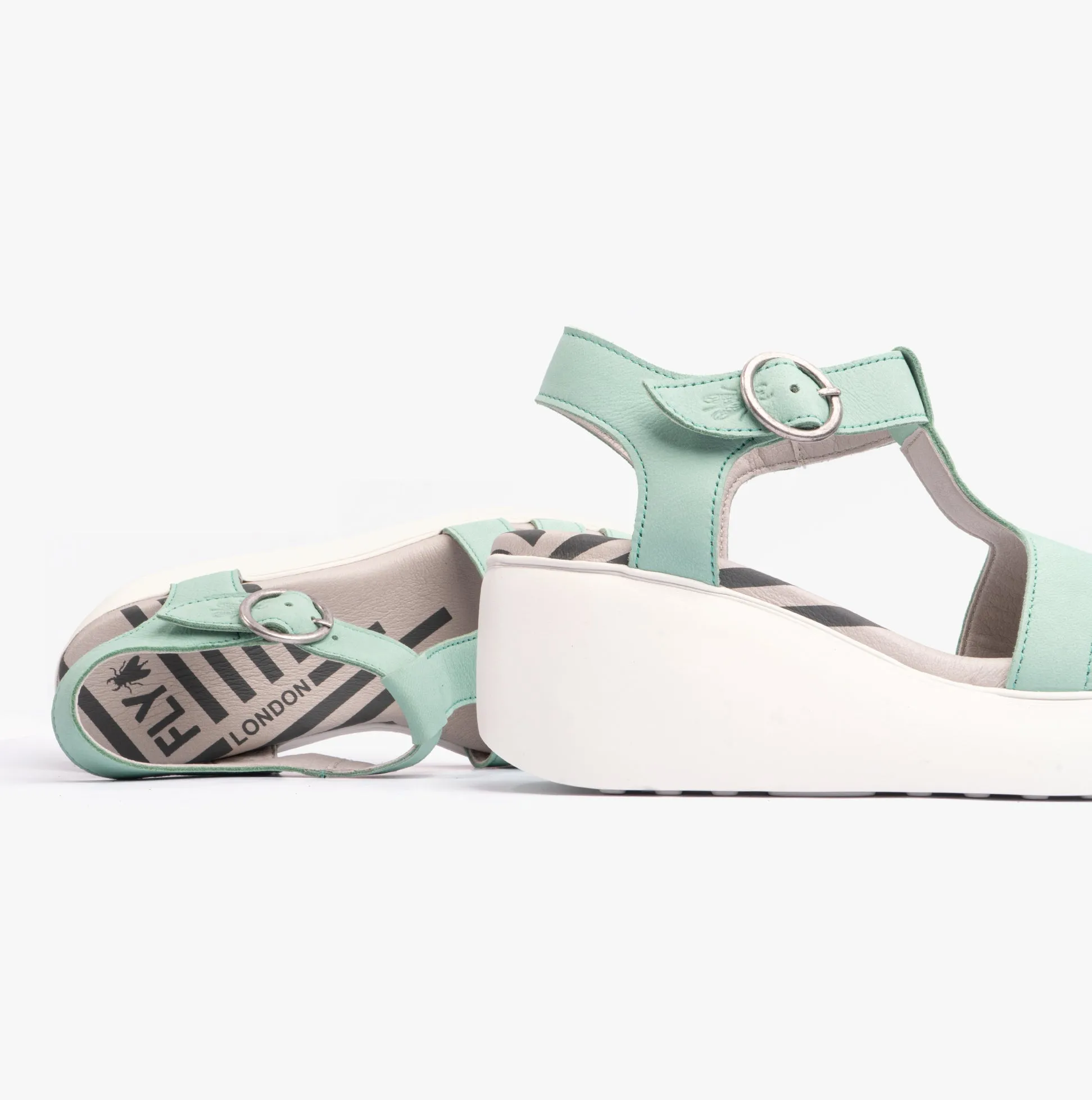 DUMA955FLY Womens Sandals Spearmint