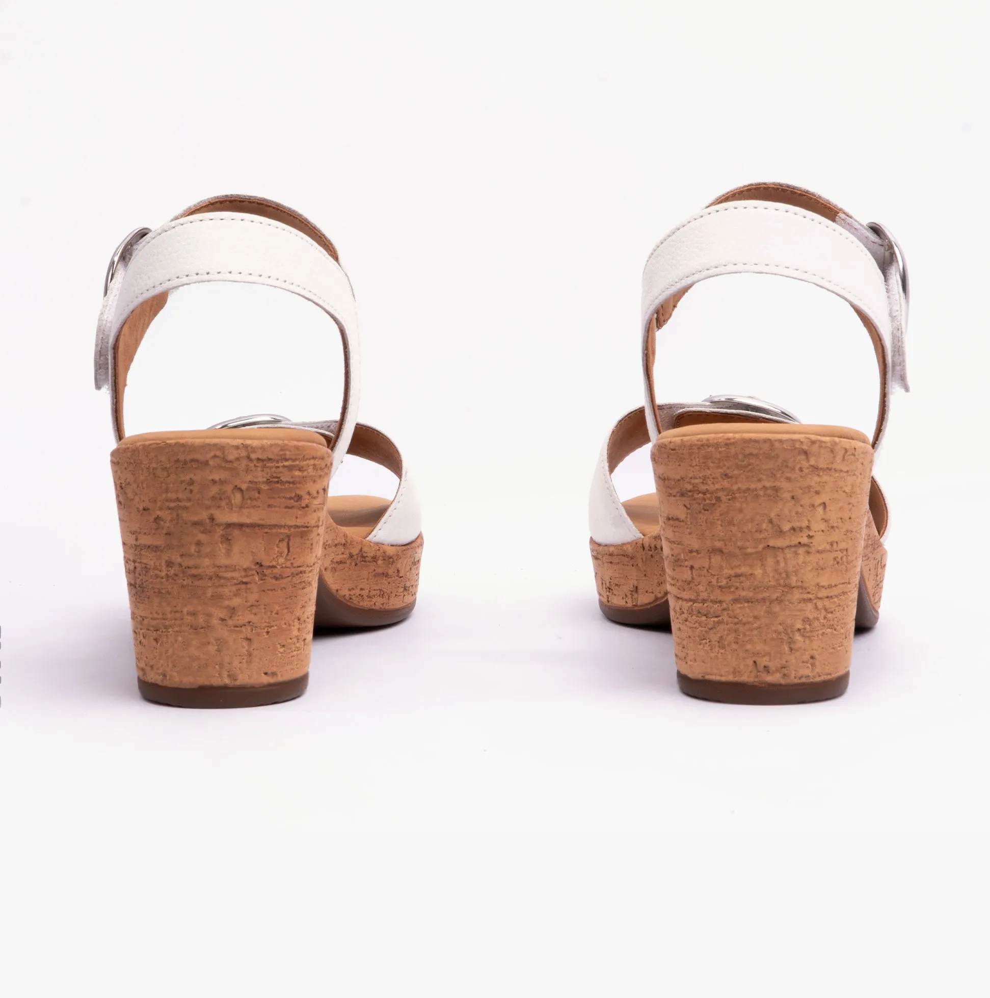 FANTASTICA Womens Sandals White