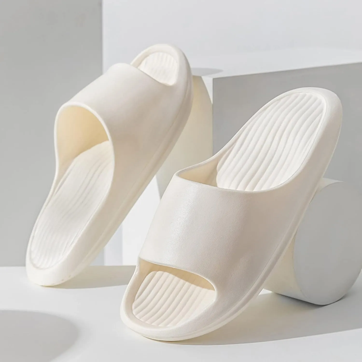Slides for Women Indoor Home Beach Non Slip Sandal Breathable Casual Slides Sandals Women's Cloud Slides