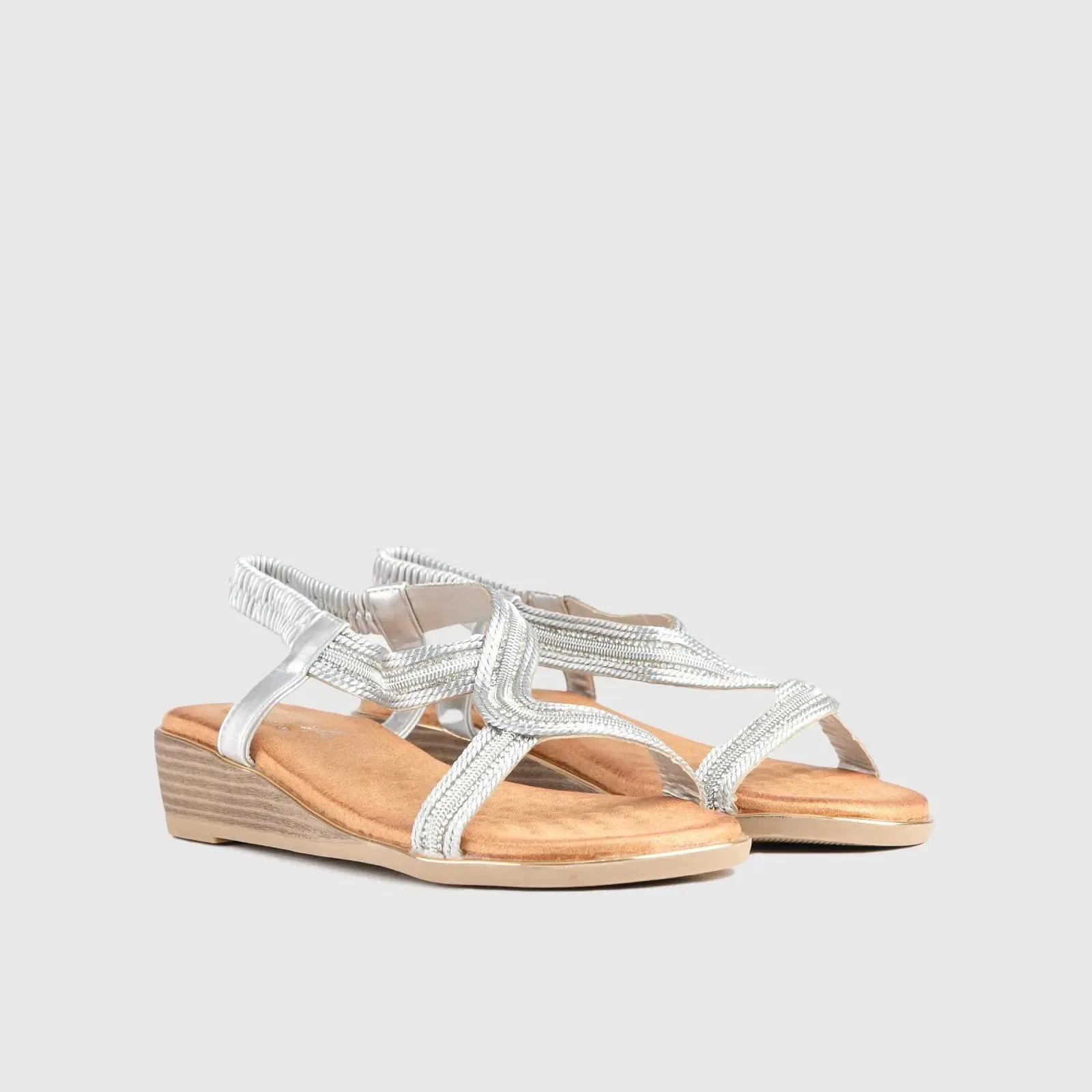 Soft Style Naila Flat Comfort Sandal Silver 01484